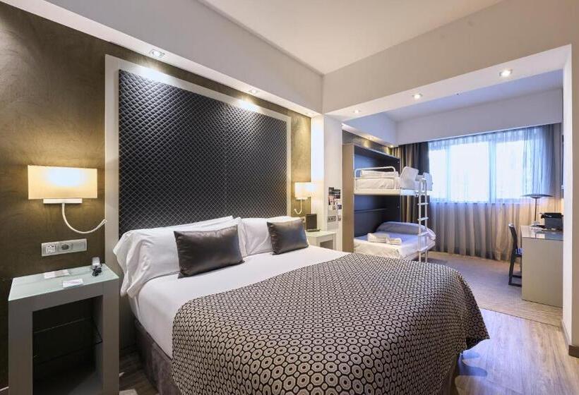 هتل Catalonia Square 4* Sup