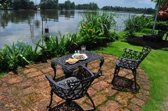 هتل Citrus Retreats Alleppey