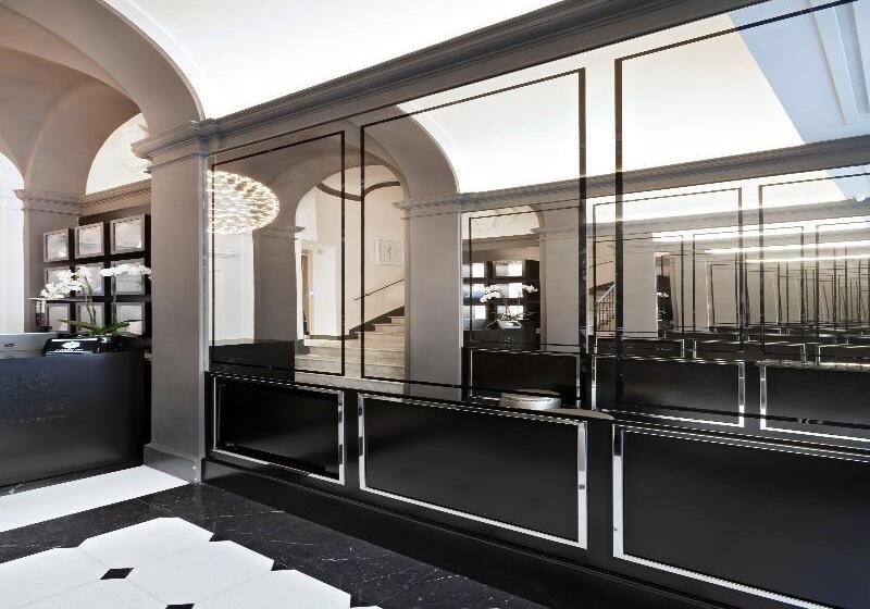 ホテル Corso 281 Luxury Suites