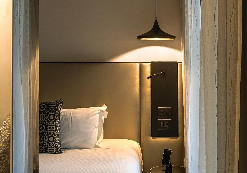 ホテル Corso 281 Luxury Suites