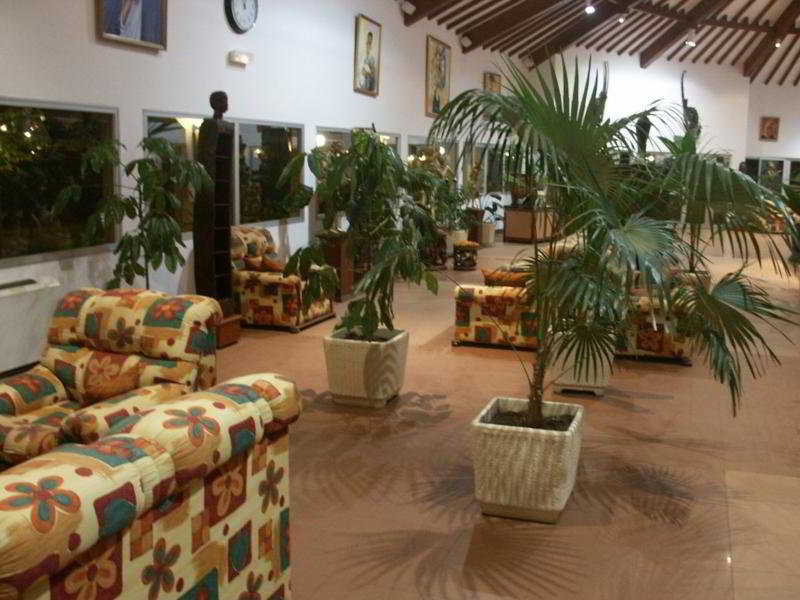 فندق Domaine De Nianing