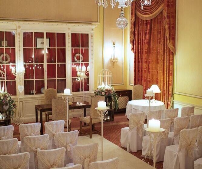 Отель Donnington Grove Country Club