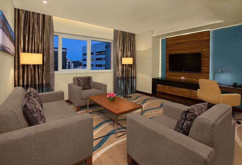 Doubletree By Hilton Hotel & Residences Dubai Al Barsha