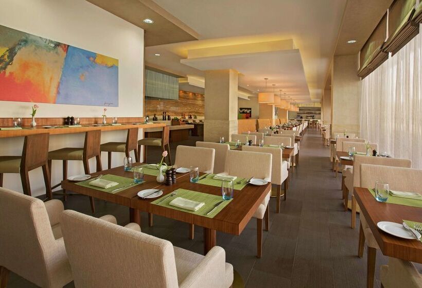 Doubletree By Hilton Hotel & Residences Dubai Al Barsha