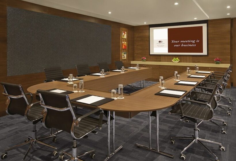 Doubletree By Hilton Hotel & Residences Dubai Al Barsha