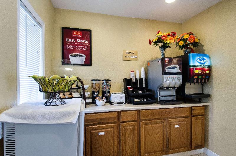 酒店 Econo Lodge By Choice Cape Cod