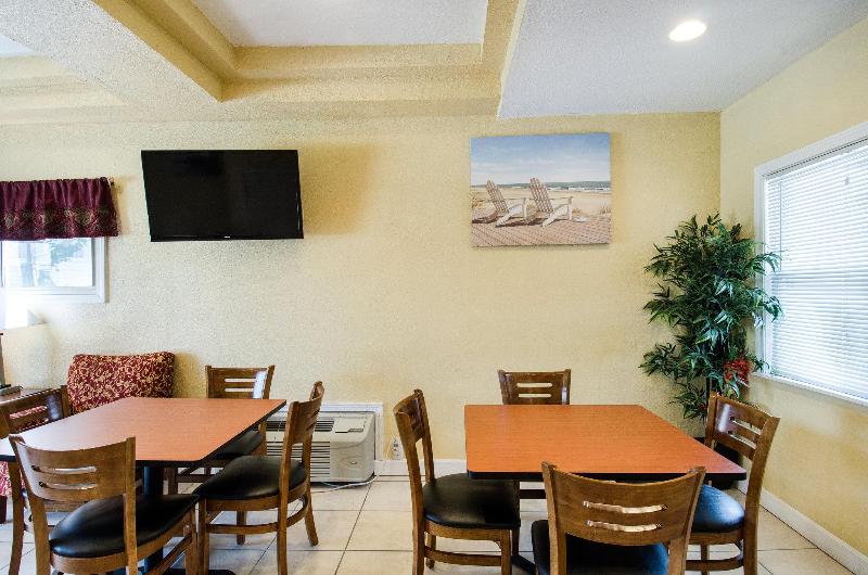 酒店 Econo Lodge By Choice Cape Cod