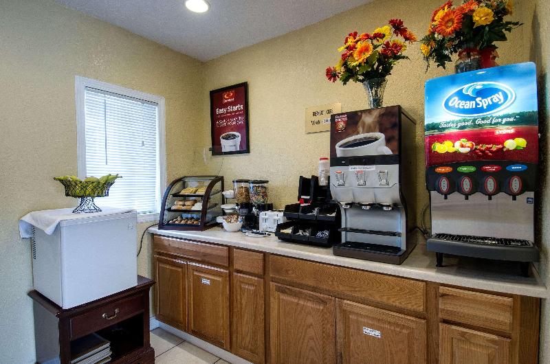 酒店 Econo Lodge By Choice Cape Cod