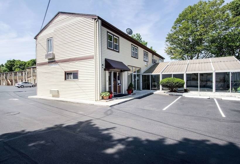 酒店 Econo Lodge By Choice Cape Cod