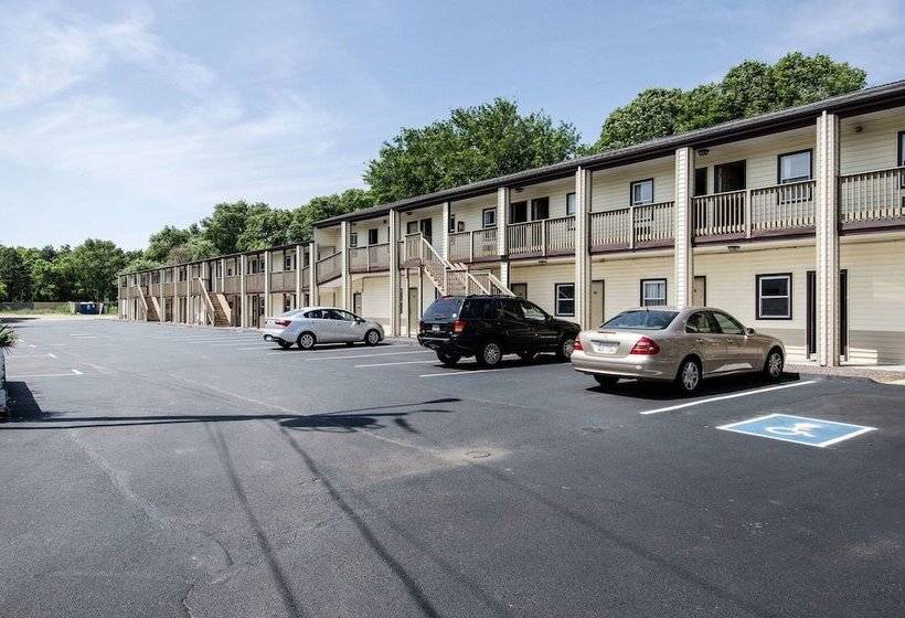 酒店 Econo Lodge By Choice Cape Cod