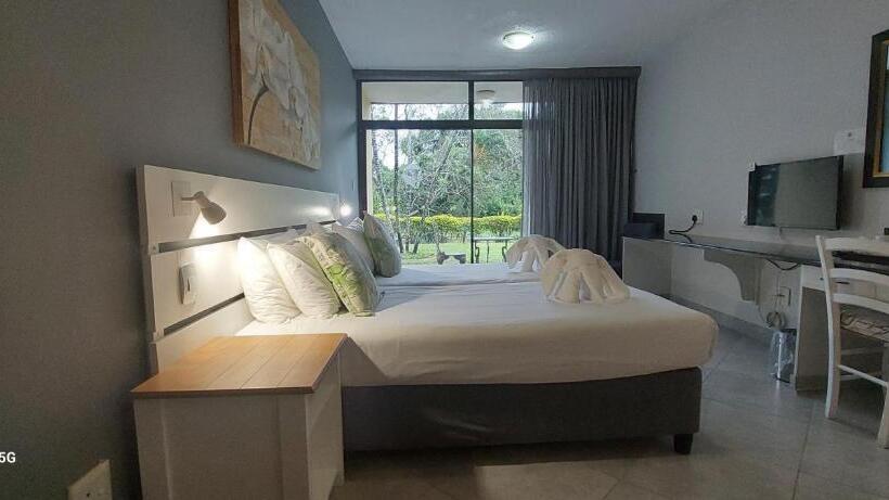 호텔 Elephant Lake