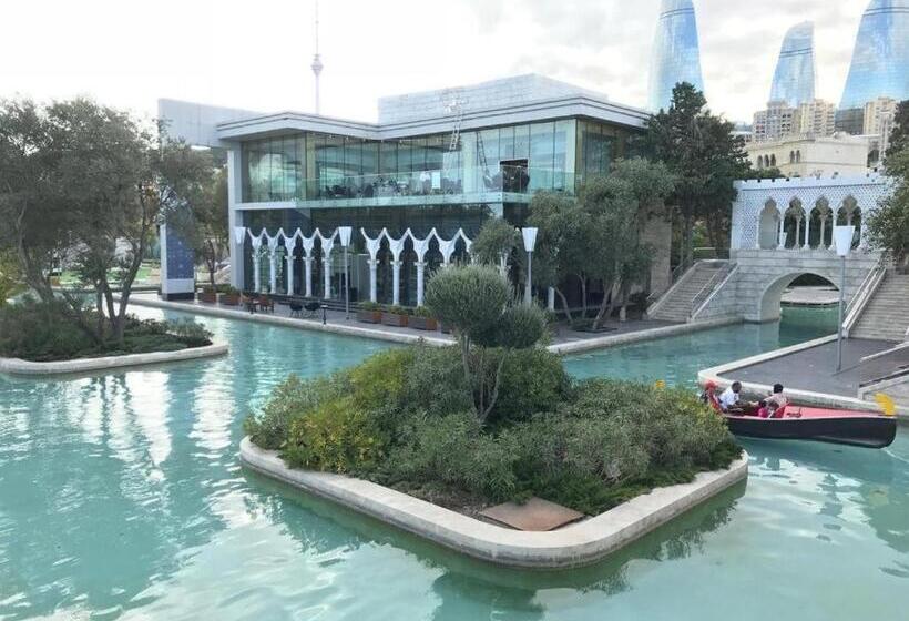 هتل Empire Business Baku