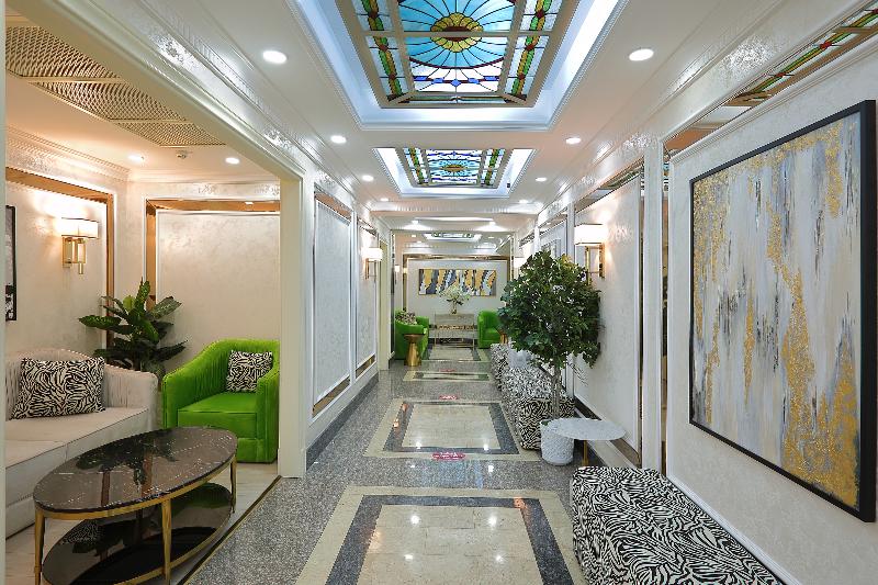 هتل Ganjali Plaza