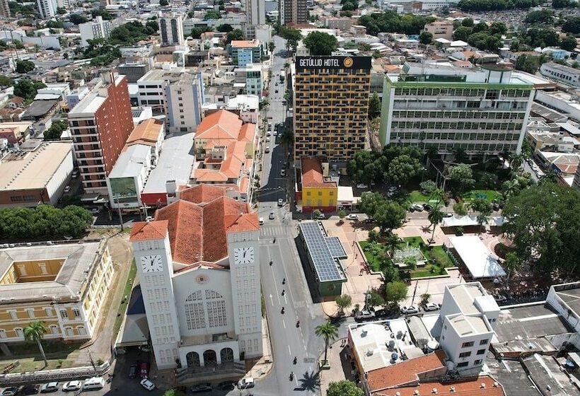 בית מלון כפרי Getullio