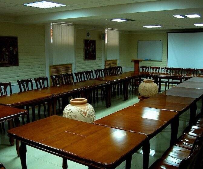 فندق Grand Samarkand Superior   B