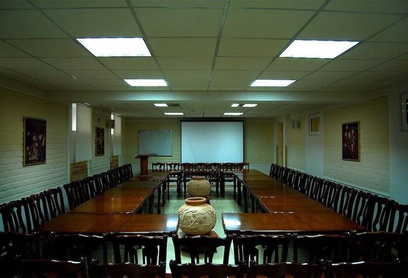 فندق Grand Samarkand Superior   B