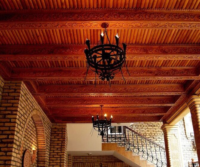 فندق Grand Samarkand Superior   B