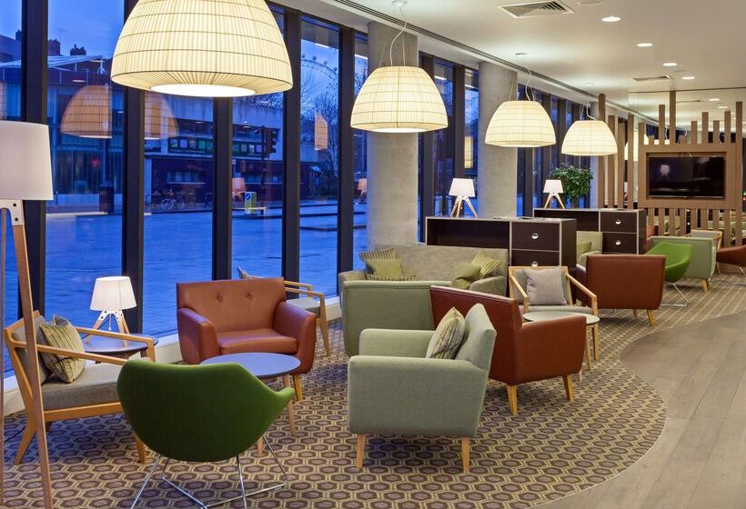 Отель Hampton By Hilton London Waterloo