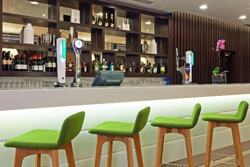 Отель Hampton By Hilton London Waterloo