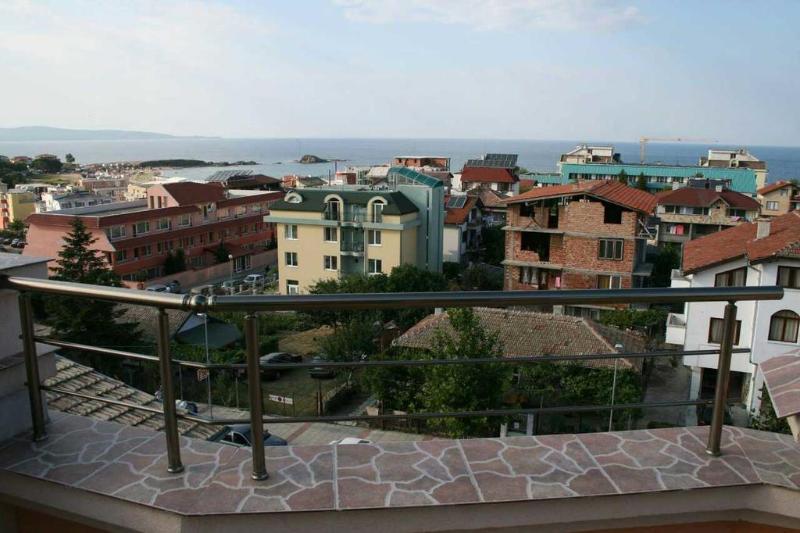 בית מלון כפרי Hawaii Lozenets