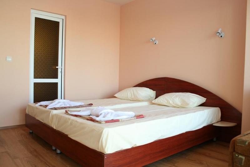 בית מלון כפרי Hawaii Lozenets