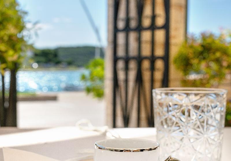 Heritage Hotel Tisno