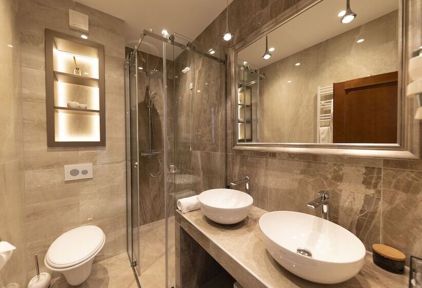 Heritage Hotel Tisno