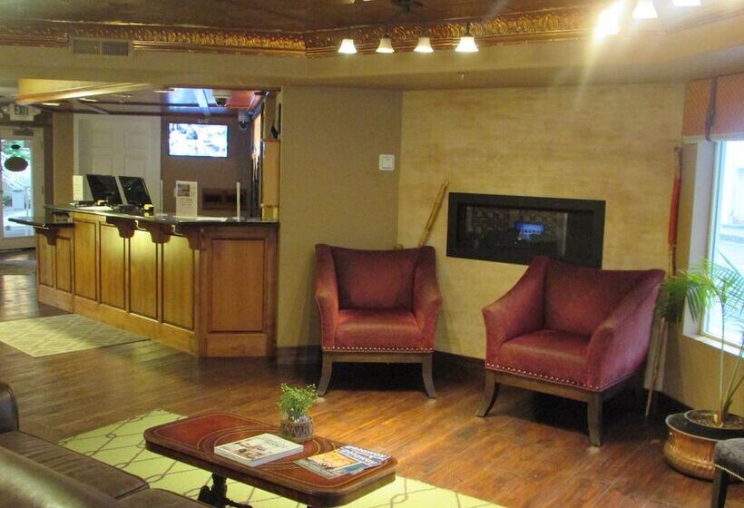 فندق Historian Inn