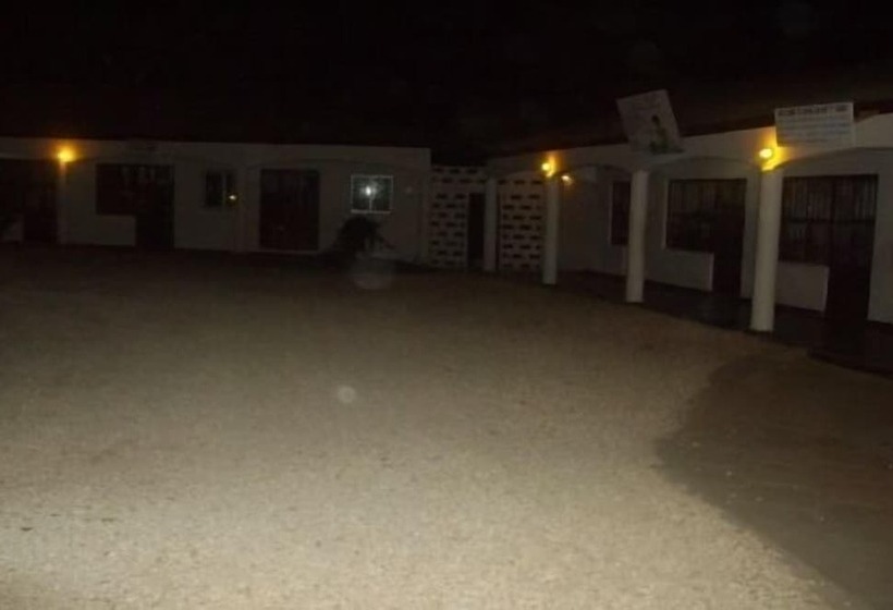 هتل Holiday Beach Club