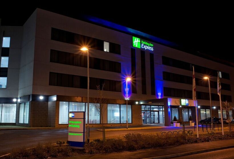 هتل Holiday Inn Express Rotherham North By Ihg