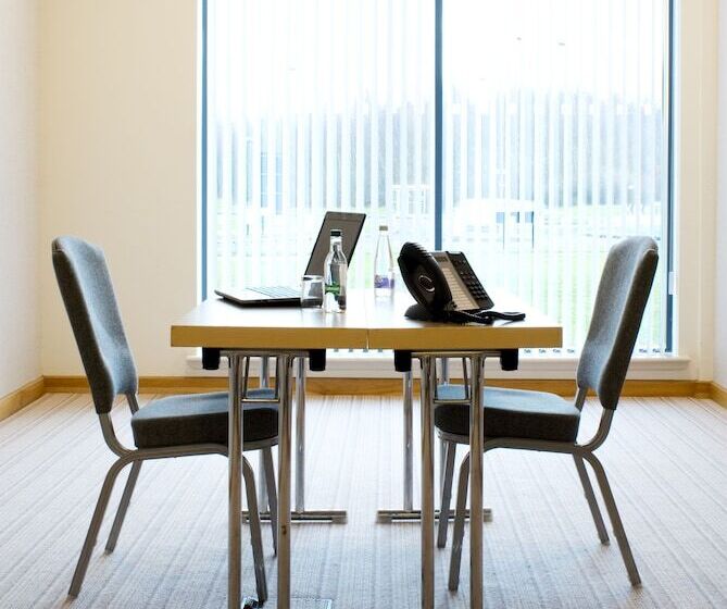 هتل Holiday Inn Express Rotherham North By Ihg