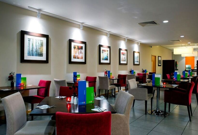 هتل Holiday Inn Express Rotherham North By Ihg