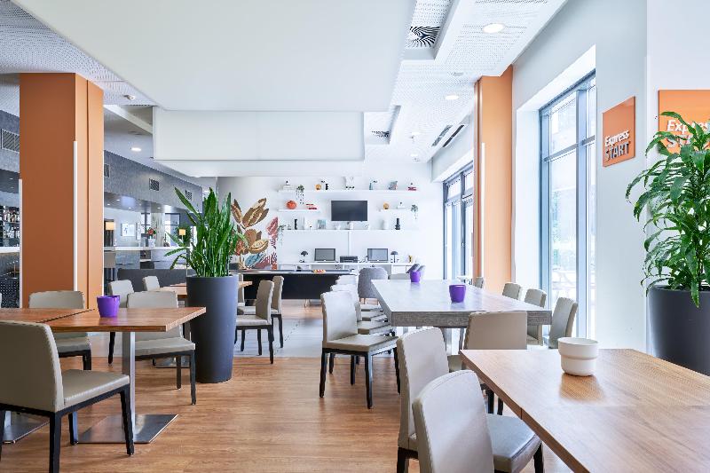 هتل Holiday Inn Express Strasbourg Centre, An Ihg