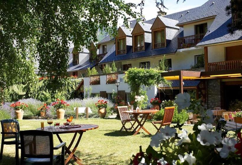 ホテル Hôtel Mir