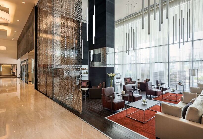 هتل Hyatt Place Dubai Al Rigga