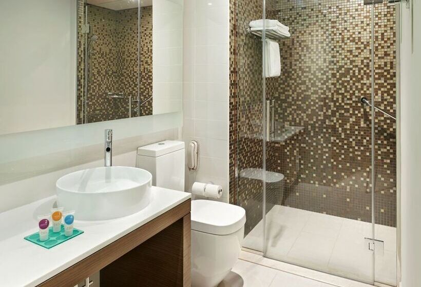 هتل Hyatt Place Dubai Al Rigga