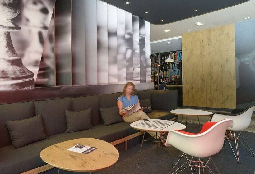 هتل Ibis Lisboa Parque Das Nações