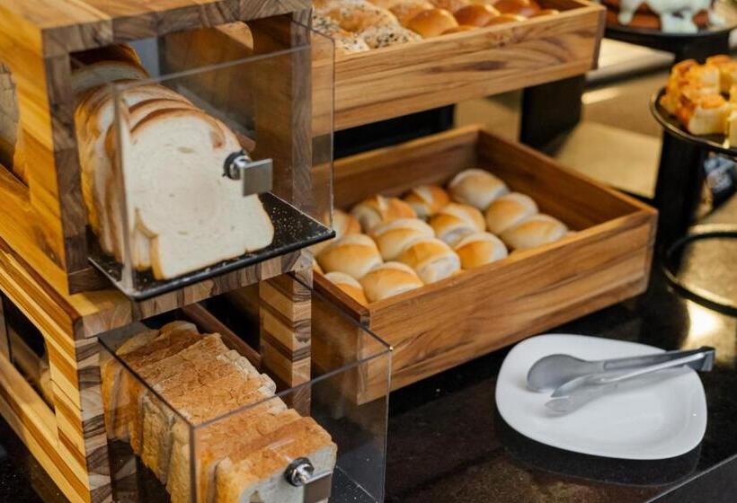 호텔 Ibis Styles Goiânia Shopping Estação