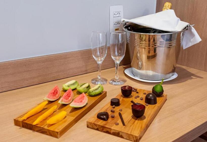 호텔 Ibis Styles Goiânia Shopping Estação