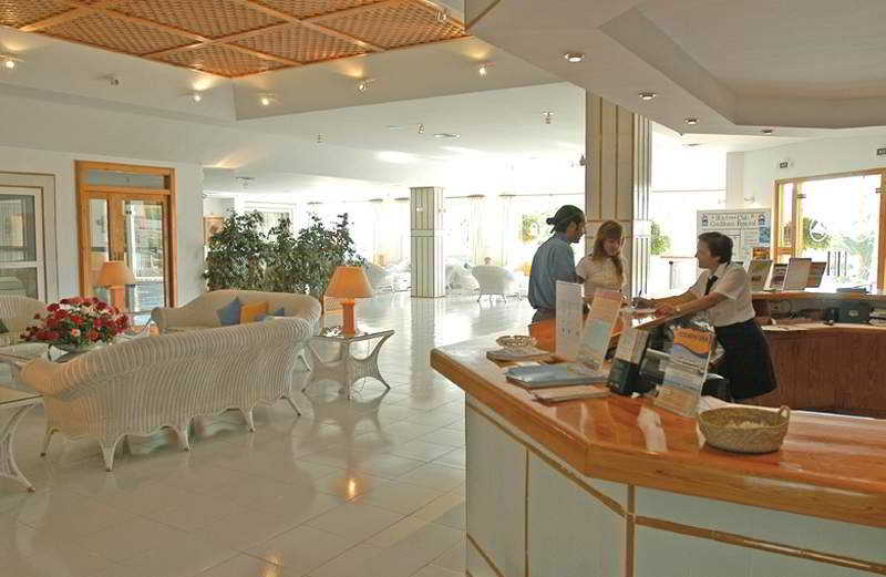 Invisa Hotel Club Cala Blanca