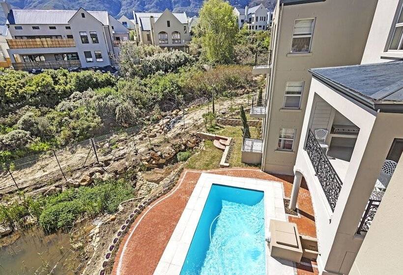 هتل L Ermitage   Franschhoek Chateau & Villas