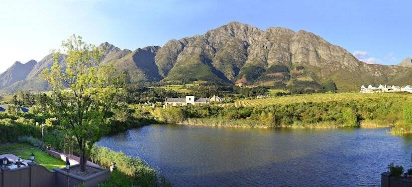 هتل L Ermitage   Franschhoek Chateau & Villas
