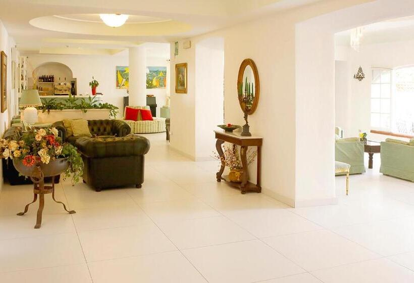 בית מלון כפרי La Scogliera