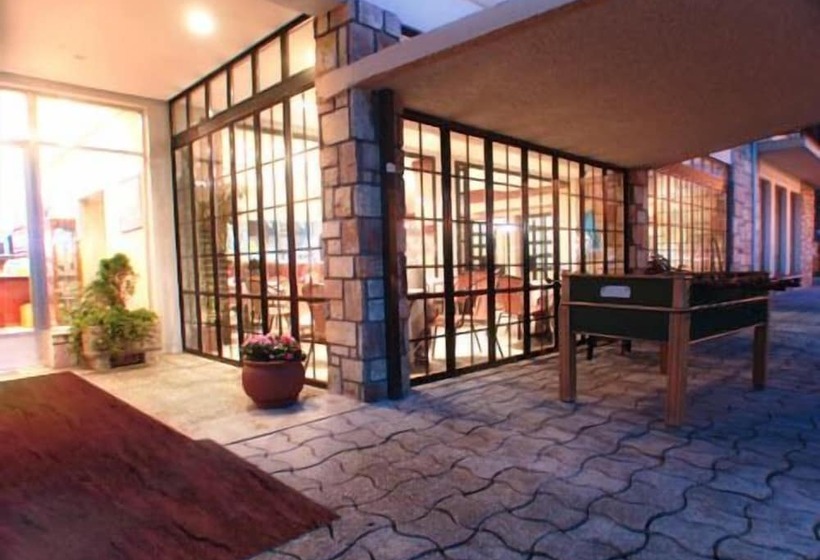 ホテル Las Sirenas