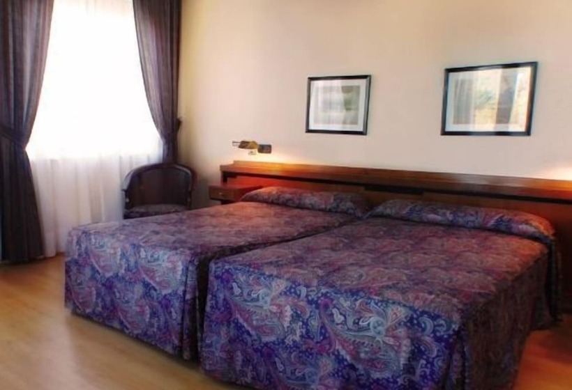 ホテル Las Sirenas