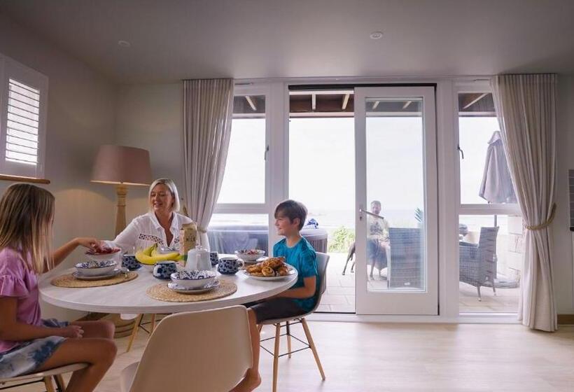 هتل Les Ormes Resort