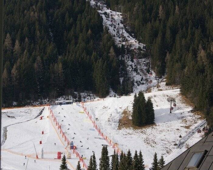 בית מלון כפרי Lindenhof