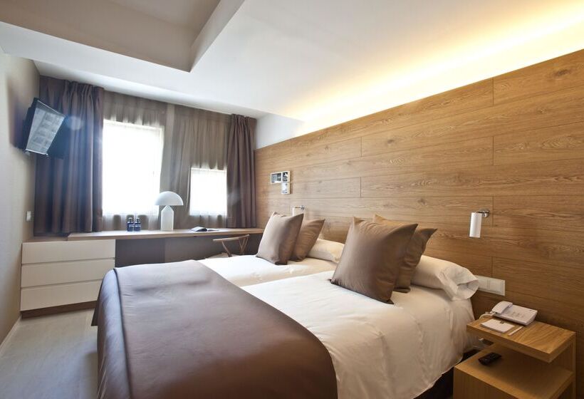 Leonardo Boutique Hotel Mallorca Port Portals   Adults Only