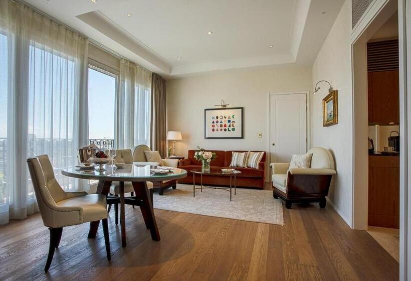 Palazzo Parigi Hotel & Grand Spa   Lhw