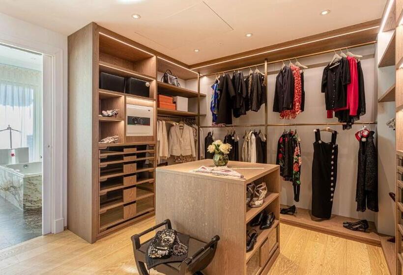 Palazzo Parigi Hotel & Grand Spa   Lhw